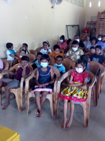 Awarding of prizes in the art competition held on World Children's Day in Homagama Galawilawatta North District (2022-11-18)